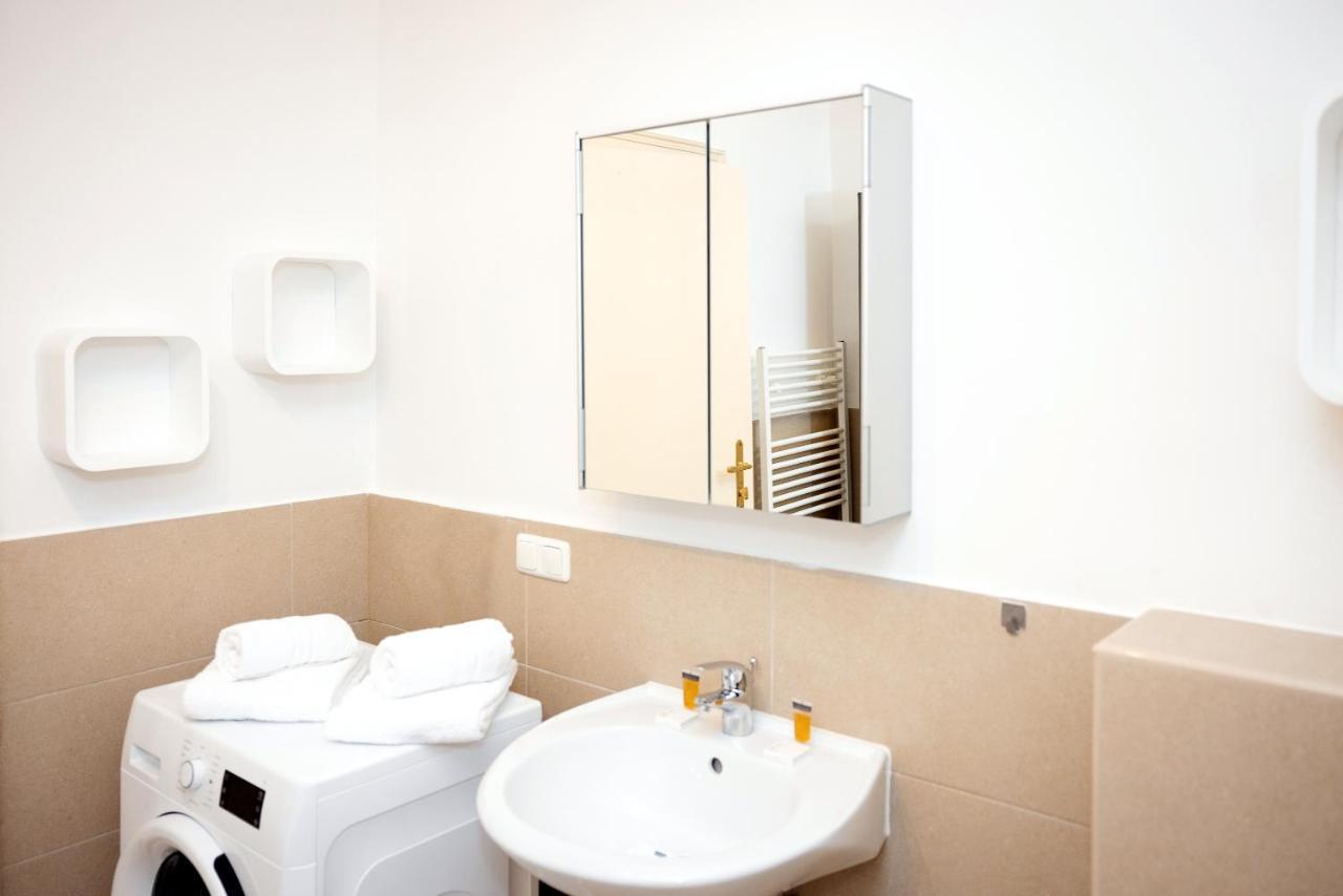 Premium 80 M2 Apartment - Free Parking Вена Экстерьер фото